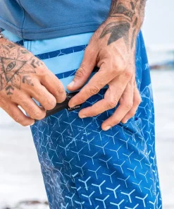 AZTRON Boardshort Space