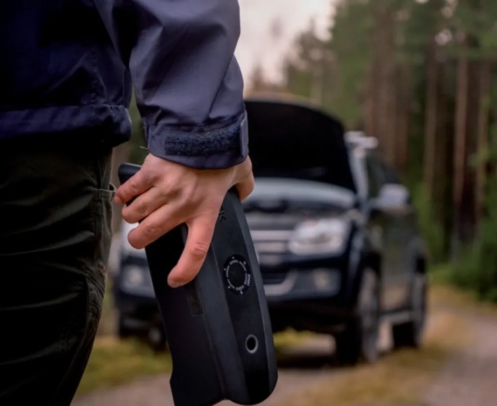CTEK Chargeur de batterie portable CS FREE