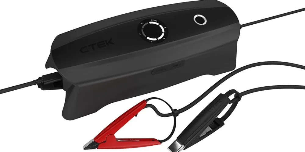CTEK Chargeur de batterie portable CS FREE