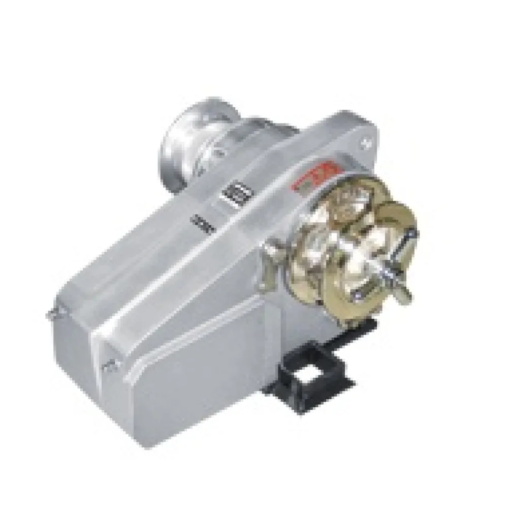LOFRANS Guindeaux^Guindeau horizontal Cayman 700W - 12V - Barbotin 6mm - Avec poupée