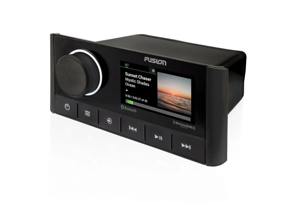 FUSION Radio Marine Apollo RA 670