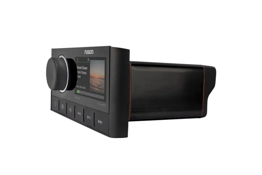 FUSION Radio Marine Apollo RA 670
