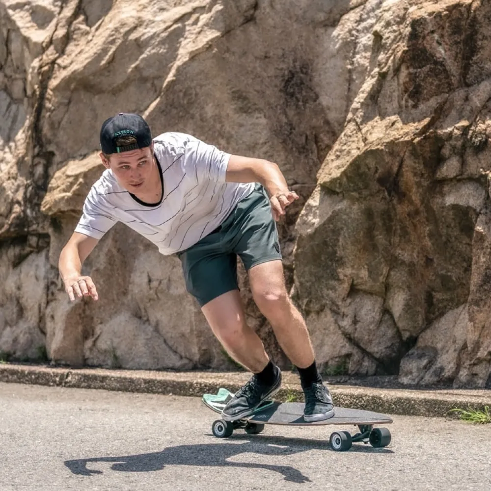 AZTRON Skateboard Surfskate Space 40