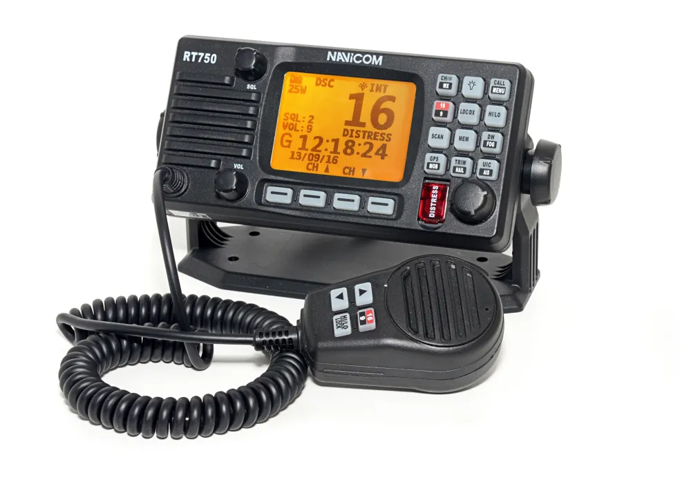 NAVICOM Vhf Marine Fixe^VHF marine fixe RT 750 V2